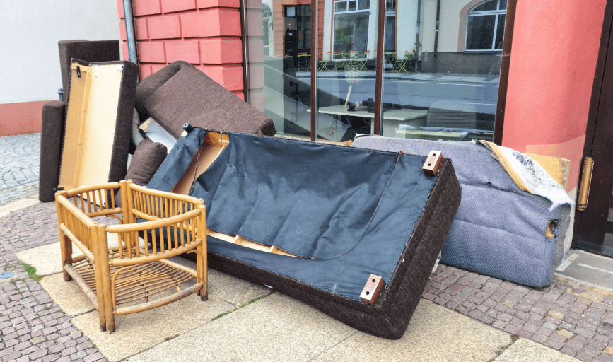 FURNITURE REMOVAL